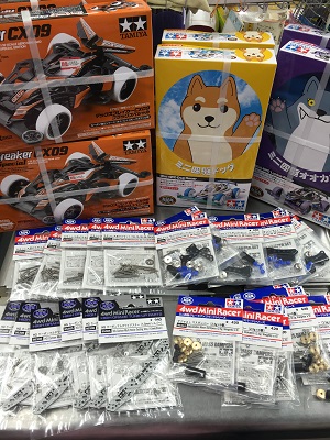 ミニ四駆新作商品入荷中！！