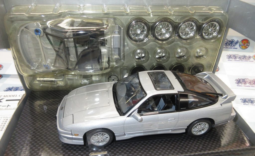 GW限定 180sx 後期 1/24 ダイキャストミニカー キャンバ角 車高調整