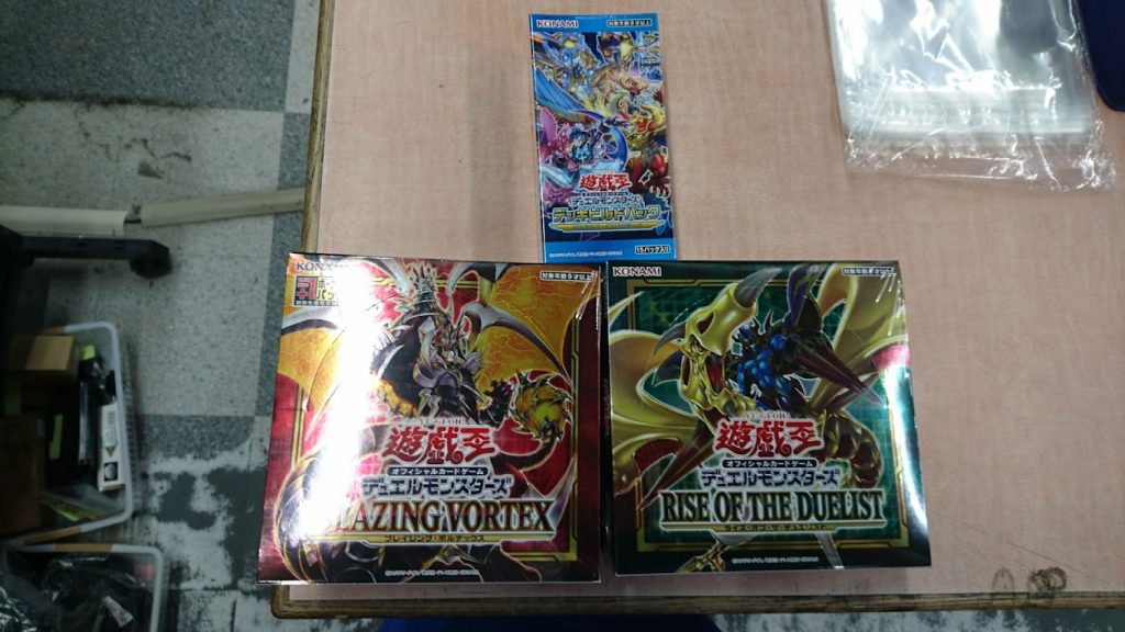 遊戯王再入荷しました！！！