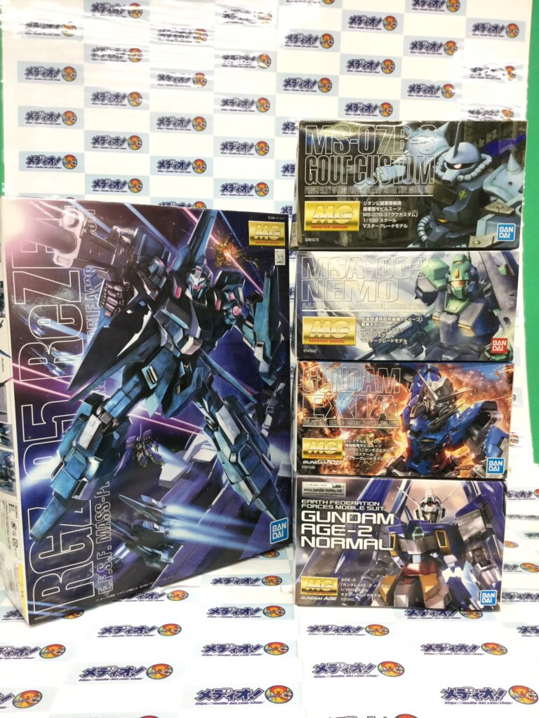 1/100スケールの ガンプラを沢山買取りました！