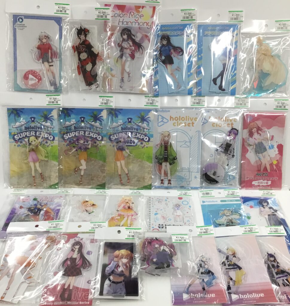 ホロライブ関連グッズ買取りました！！